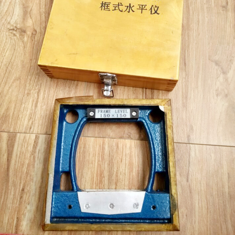 Přečtěte si více o úrovni Precision Frame Spirit Level